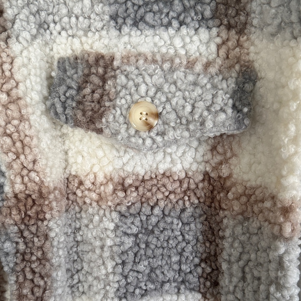 Plaid Sherpa Jacket - Picture 3 of 6